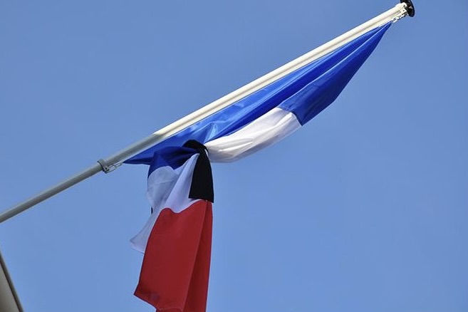 Drapeau en berne