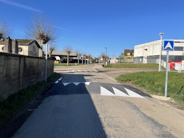 Avril : ralentisseurs sortie multisports collège